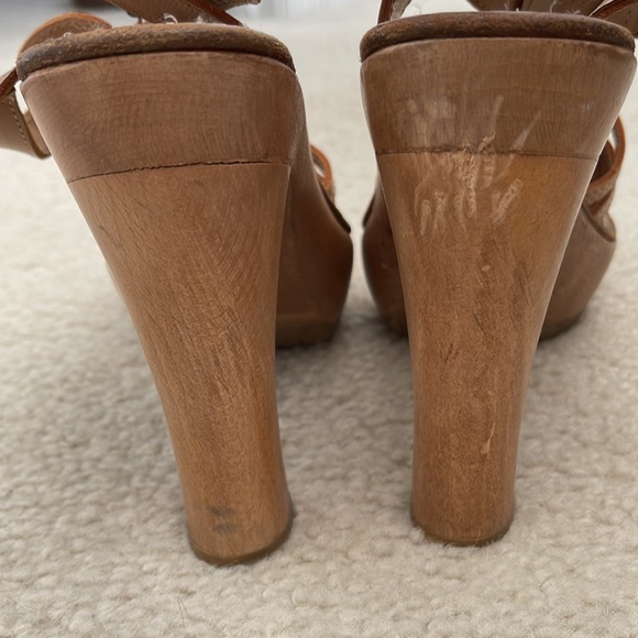 Gorgeous Chloe stacked heels - Picture 5 of 7